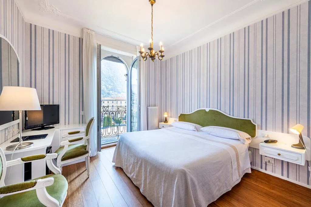 TRIPLE SUPERIOR LAKE VIEW Room, Metropole Suisse, Milan