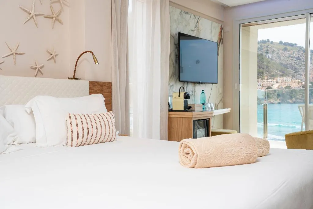 Double or Twin SUPERIOR Room, Melbeach Hotel & Spa, Majorca