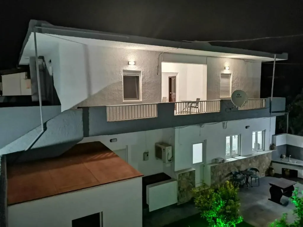 General view, Zervakis Apartments, Crete