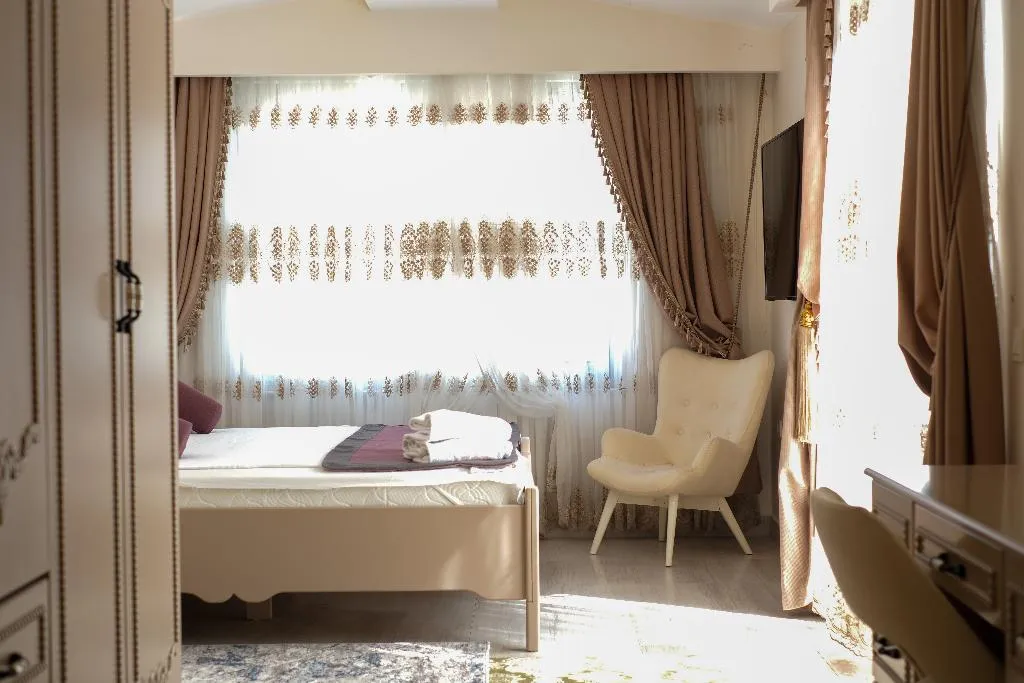 QUADRUPLE COMFORT Room, Graf Victor Apart Hotel, Antalya