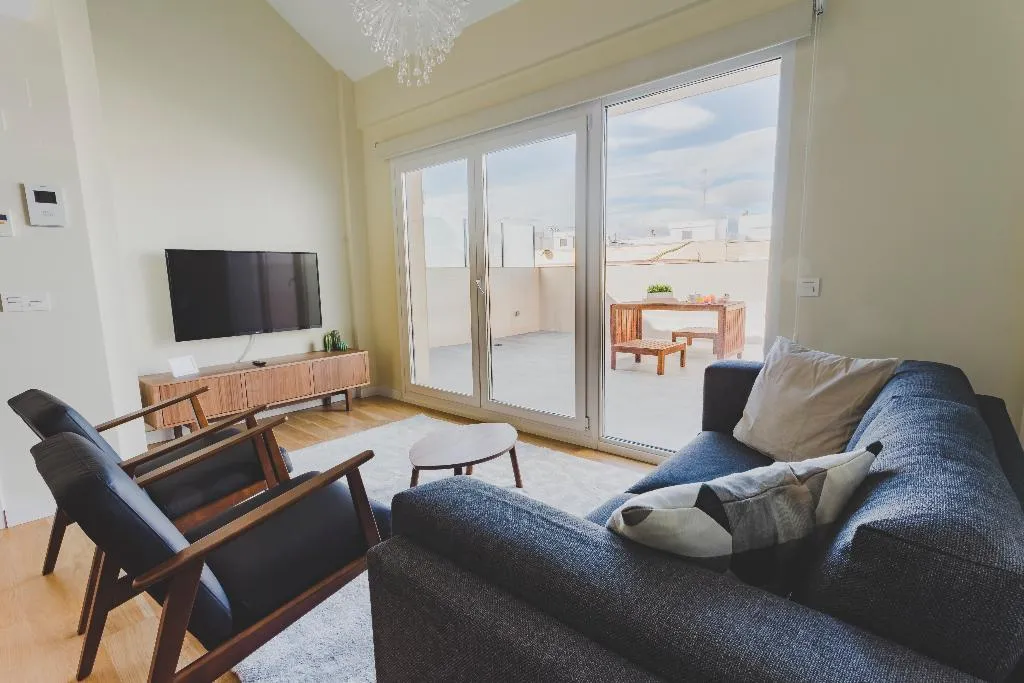 APARTMENT CAPACITY 8 THREE BEDROOMS Room, HQ Rooms San Vicente, Valencia