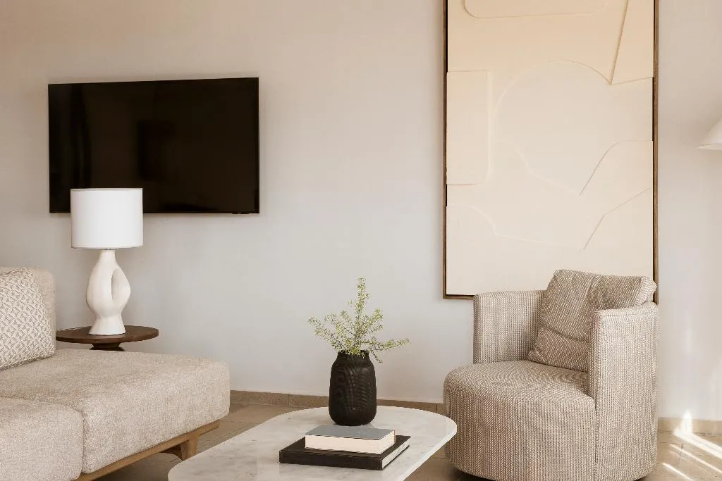 SUITE GRAND Room, Amaria Beach Resort, Athens