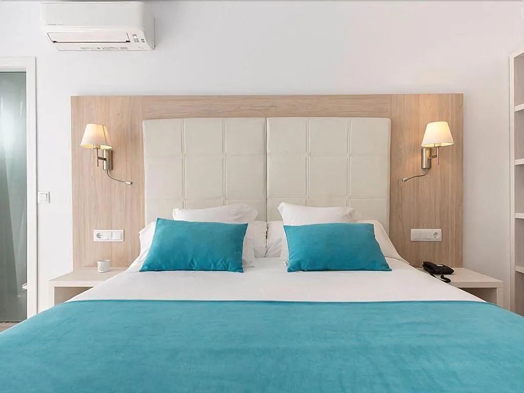 Room, Hostal Menurka, Menorca