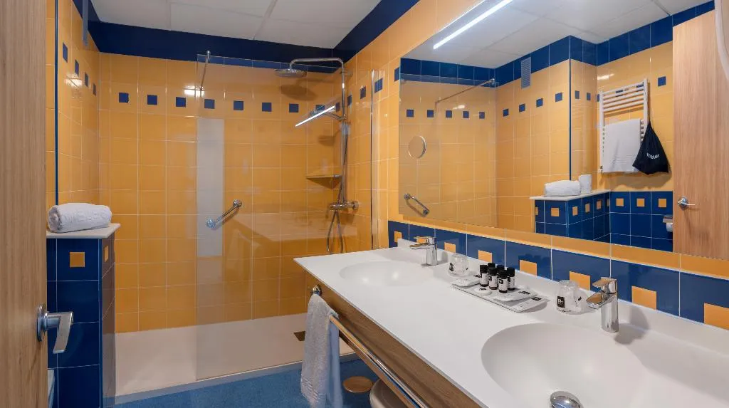 QUADRUPLE SEA VIEW Room, RH Victoria, Costa Blanca