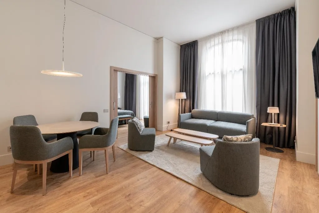 SUITE STANDARD Room, Gran Hotel Havana 4*Sup by Escampa Hotels, Barcelona