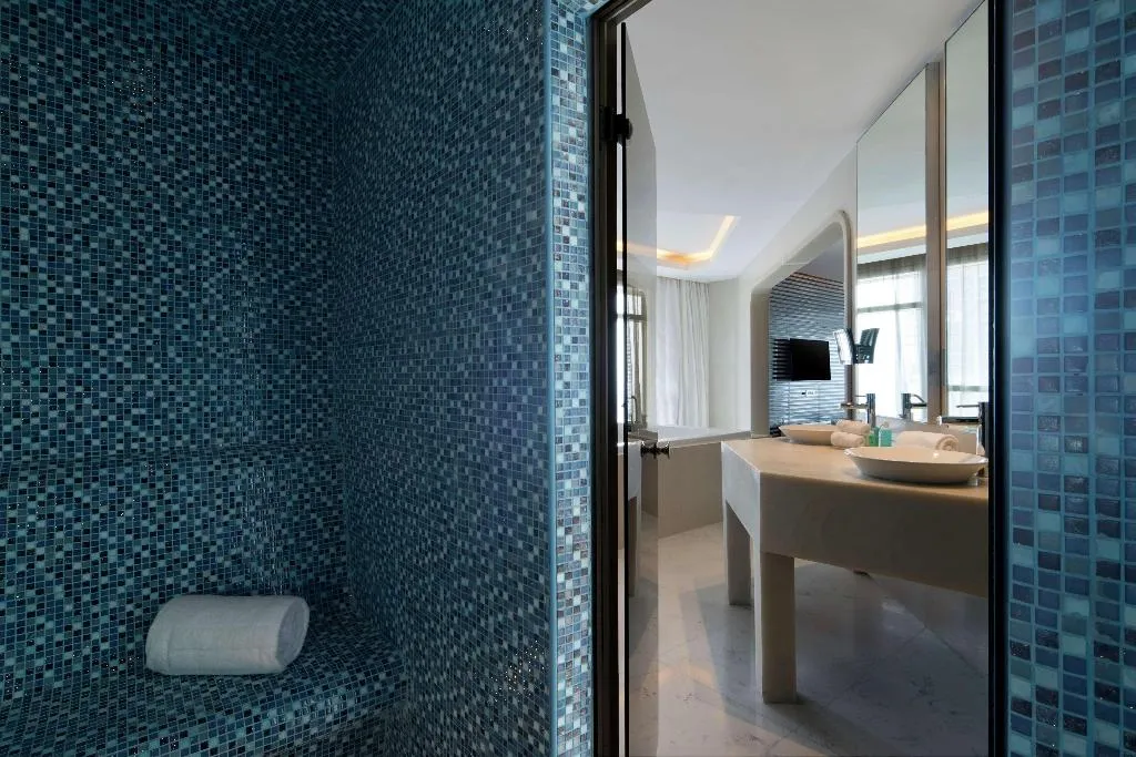 SUITE PENTHOUSE Room, V Hotel Dubai, Curio Collection by Hilton, Dubai