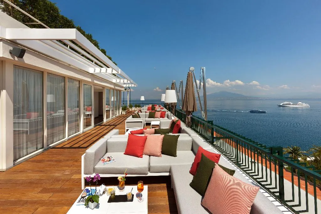 Terrace, Continental, Naples