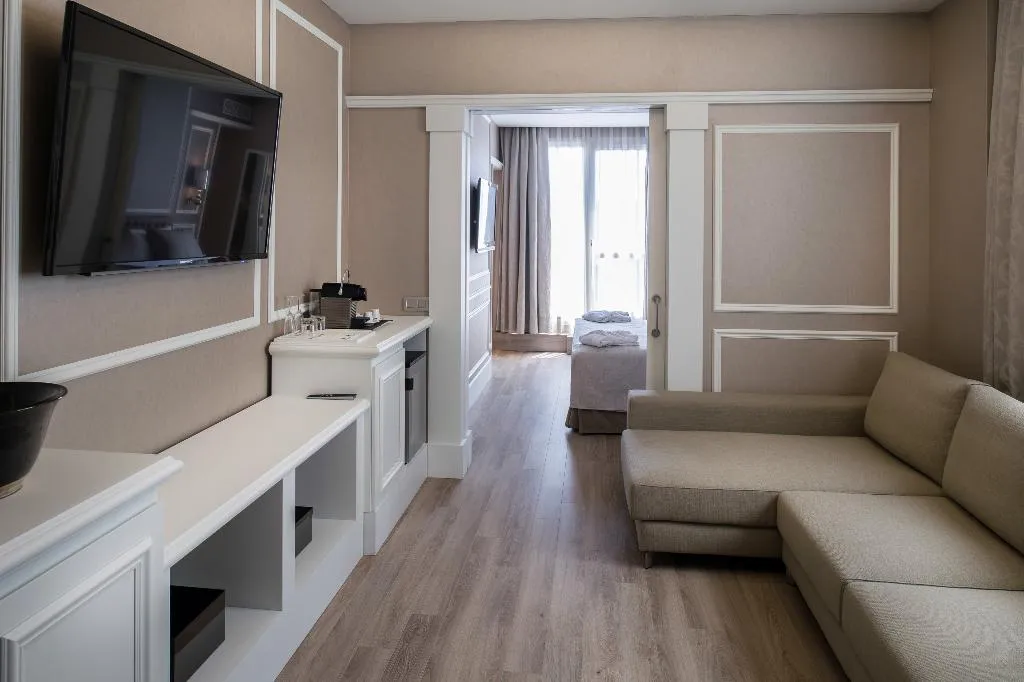 Room, Catalonia Passeig de Gracia, Barcelona
