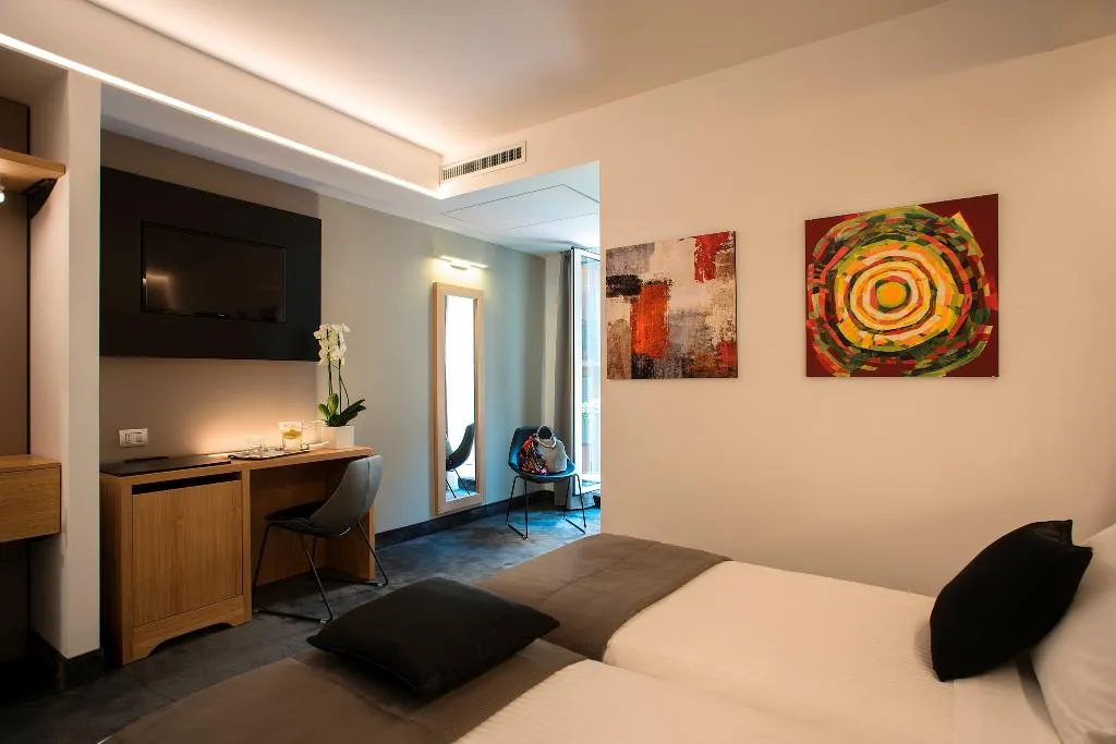 DOUBLE DELUXE Room, Trevi Collection, Rome