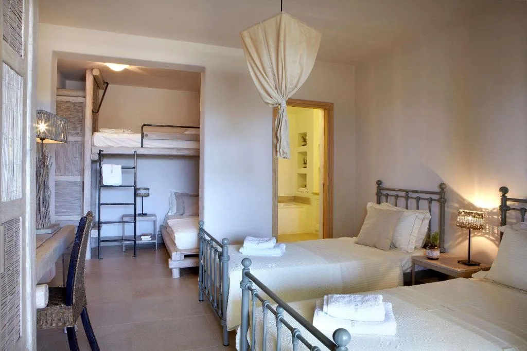 Room, Diles & Rinies, Mykonos