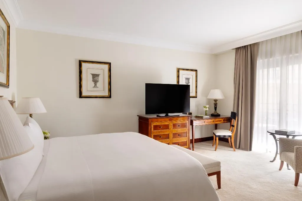 Room CLUB PREMIUM Room, InterContinental Madrid, Madrid