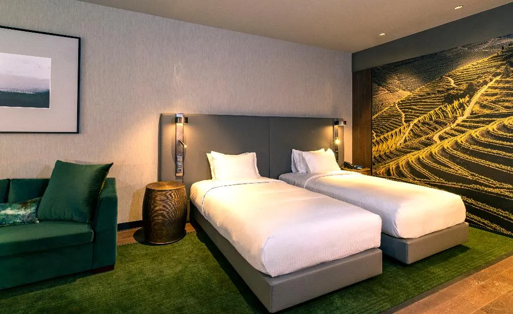 JUNIOR SUITE TWO BEDS Room, Hilton Porto Gaia, Porto