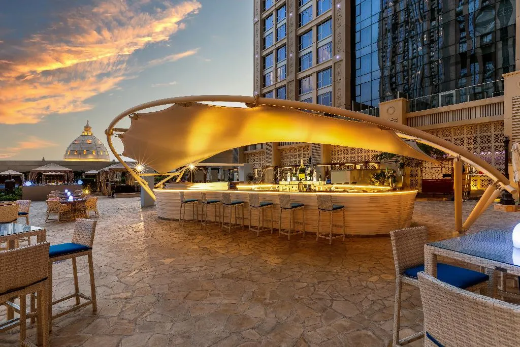 Restaurant, Hilton Dubai Al Habtoor City, Dubai