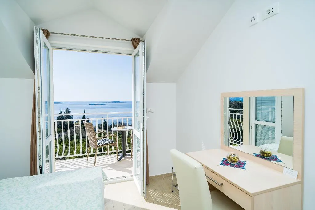 APARTMENT SEA VIEW WITH BALCONY Room, Villa Samba, Dubrovnik