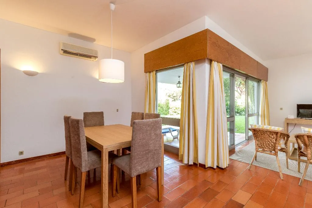 APARTMENT GARDEN VIEW TWO BEDROOMS Room, Pinhal Da Marina, Algarve