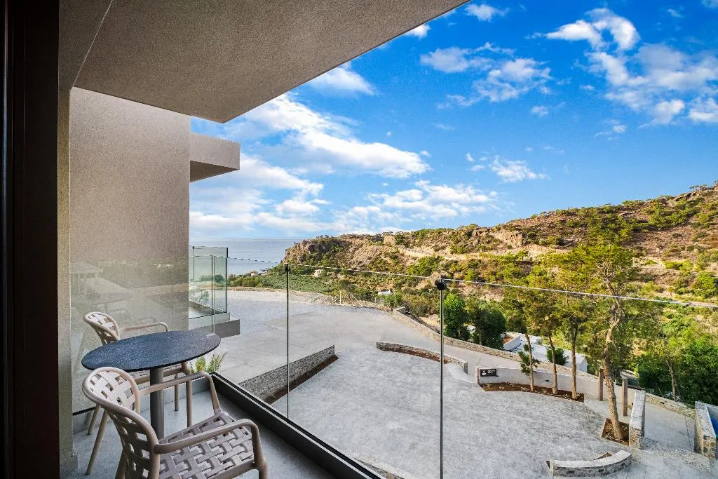Double or Twin SIDE SEA VIEW Room, Harmony E Rock Hotel & Resort, Crete