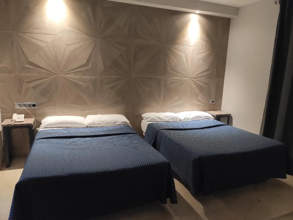 DOUBLE SUPERIOR Room, Ciudad de Navalcarnero, Madrid