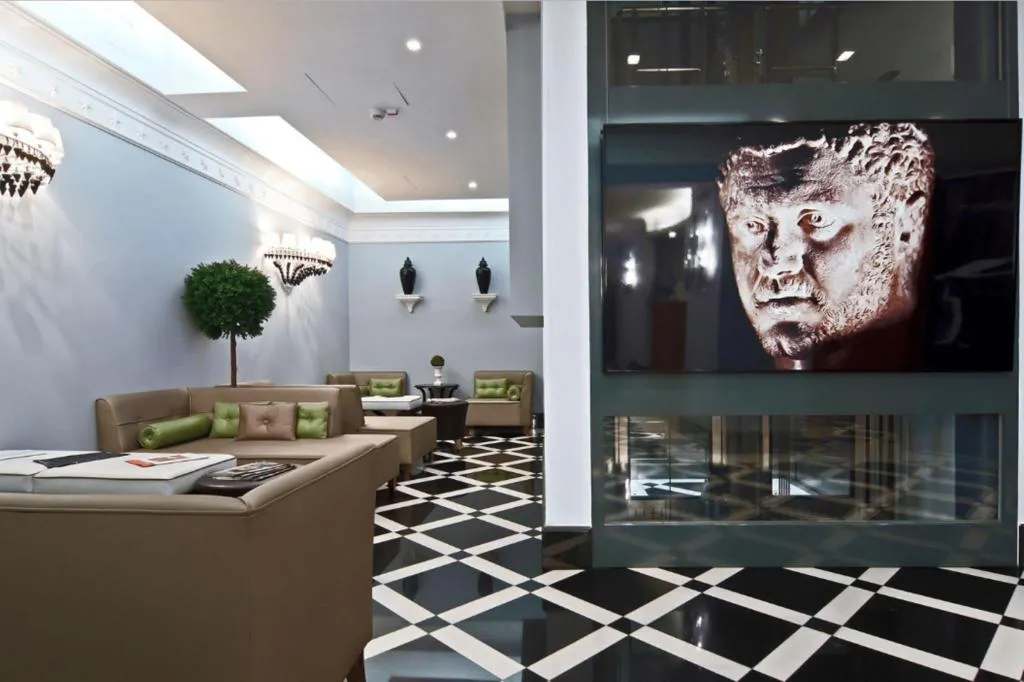 Lobby, Lunetta Roma, Rome