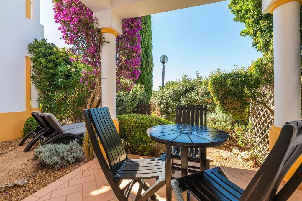 VILLA TWO BEDROOMS Room, Vale d'el Rei Hotel & Villas, Algarve