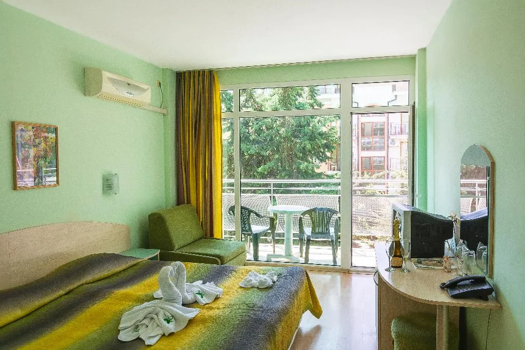 TWIN STANDARD Room, Boomerang, Bourgas