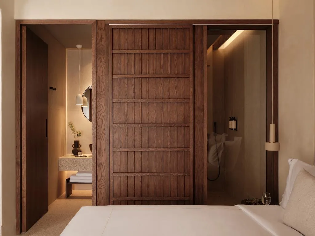 TRIPLE DELUXE ONE BEDROOM Room, Enarma Suites & Spa Wellness Retreat, Santorini