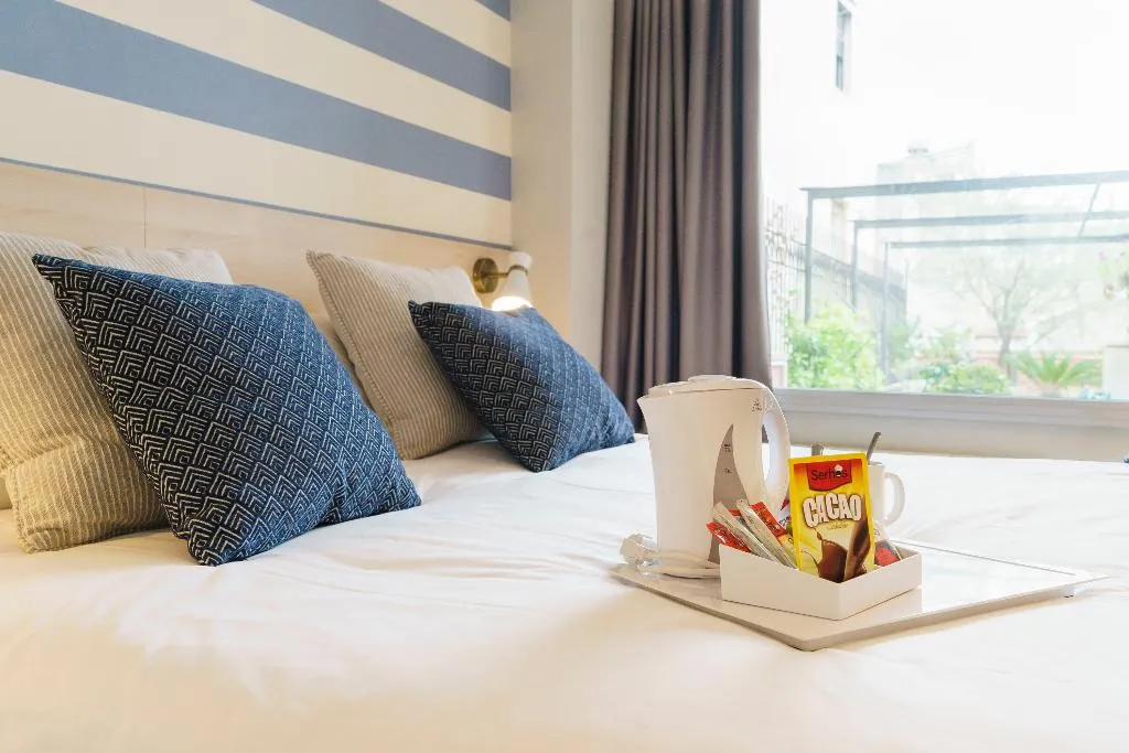 Room, House by pillow, Barcelona