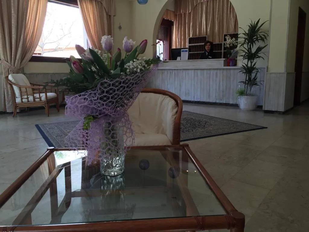 Lobby, Riviera, Alghero