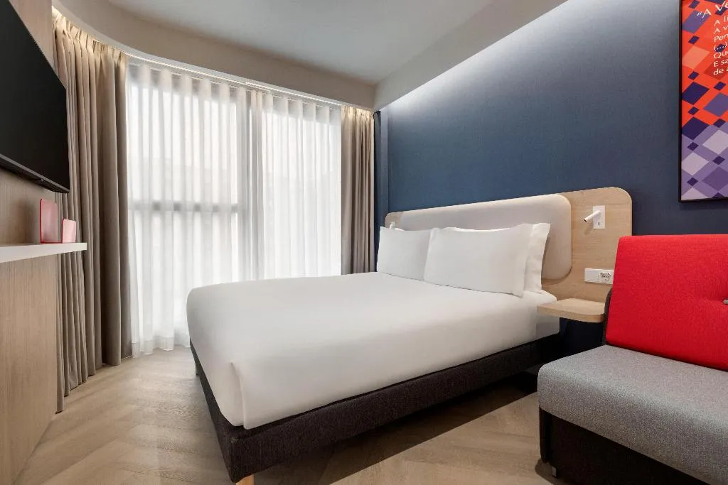 Room STANDARD Room, Holiday Inn Express Porto Boavista, Porto