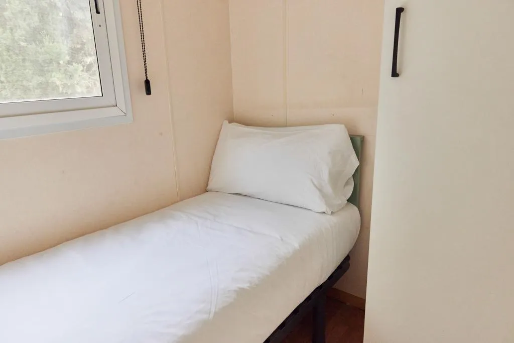 BUNGALOW THREE BEDROOMS ONE BATHROOM Room, Camping El Portus, Costa Blanca