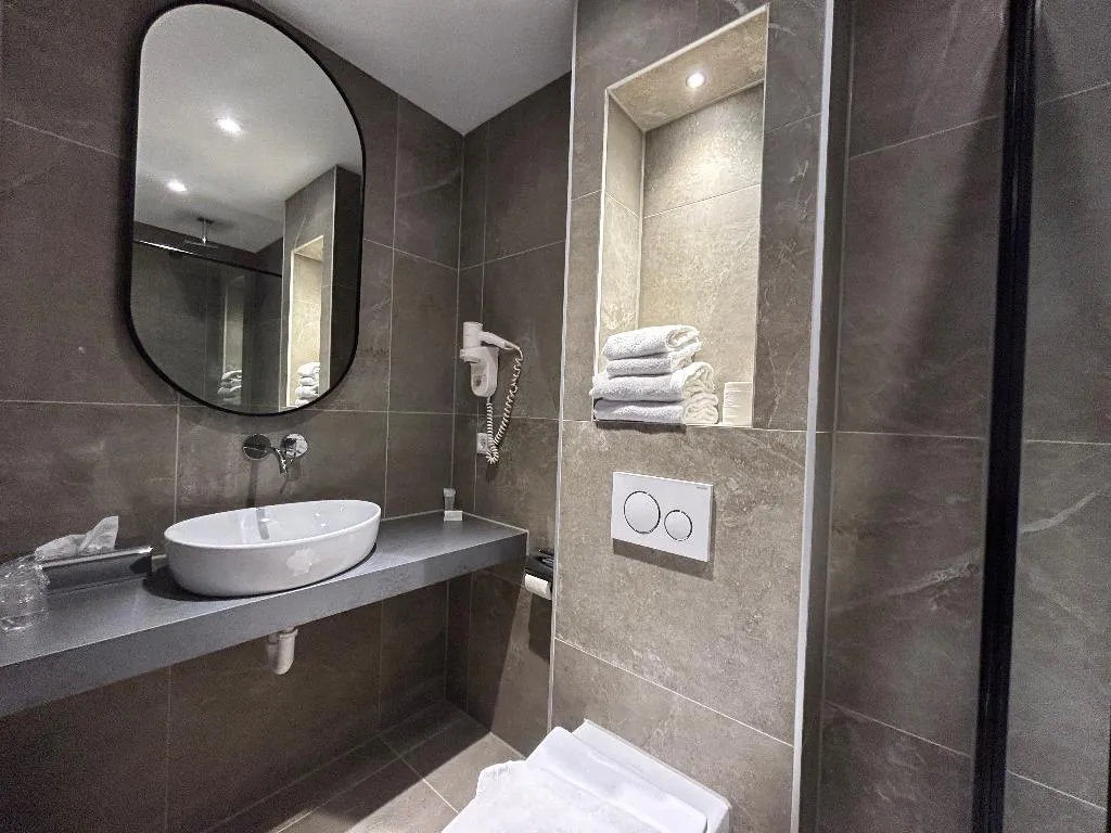 TWIN ECONOMY Room, Xo Hotels Blue Square, Amsterdam