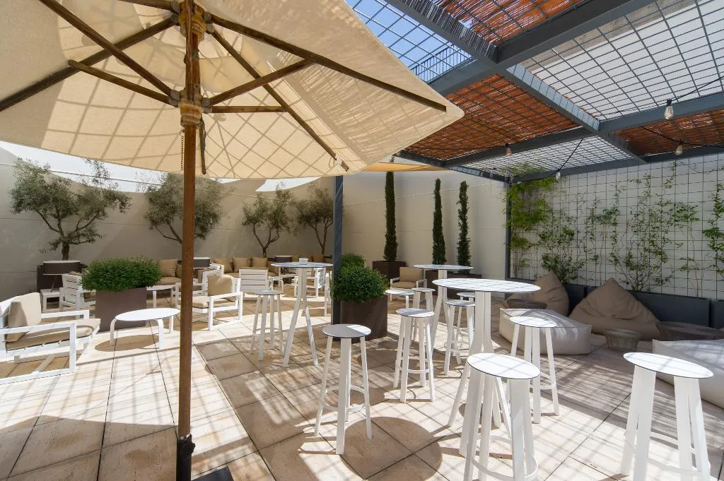 Terrace, Hotel Vilamari, Barcelona