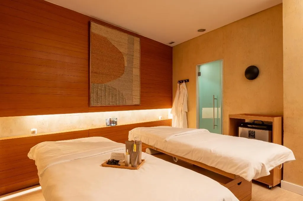 Sports and Entertainment, Sesimbra Oceanfront Hotel, Lisbon