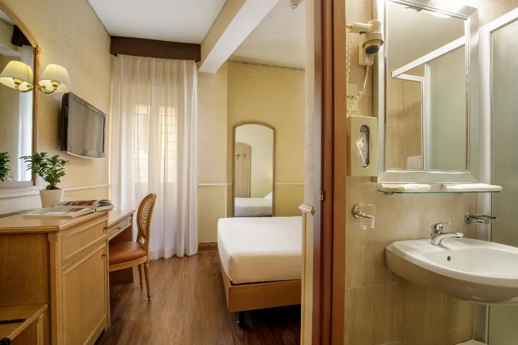 DOUBLE ECONOMY Room, Santa Costanza, Rome