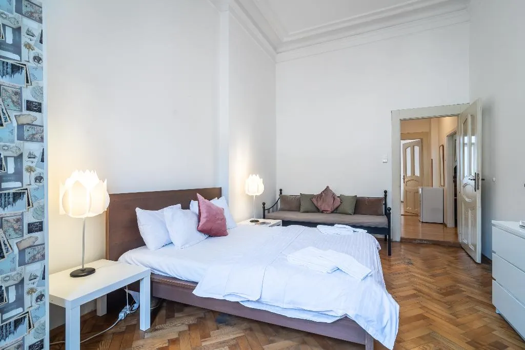 Double or Twin Shared external bathroom Room, Royal Road Residence, Prague