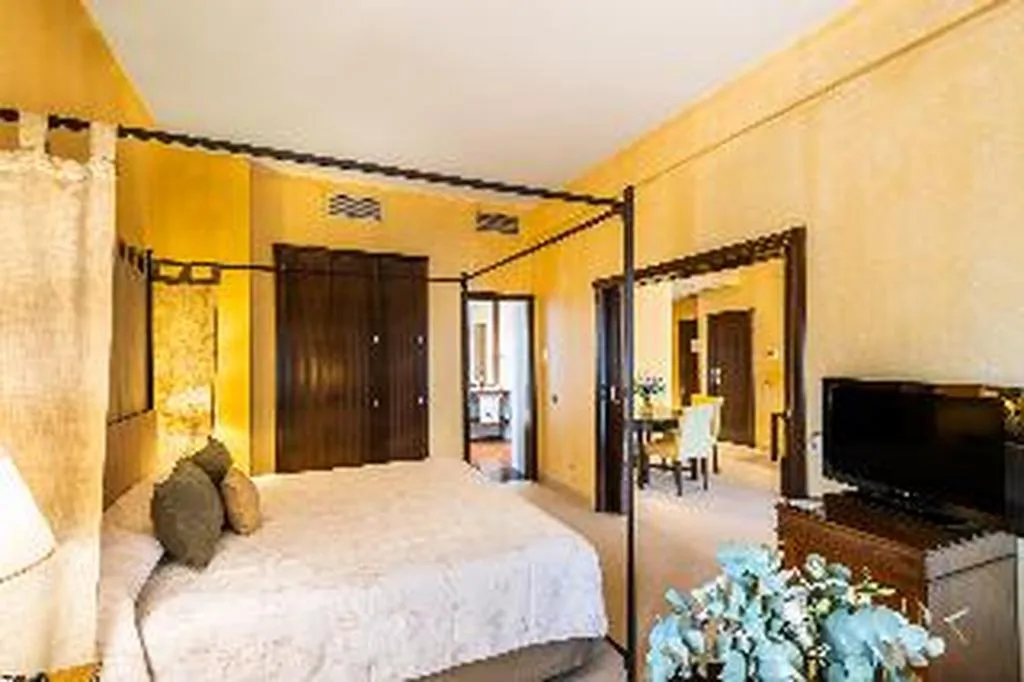 JUNIOR SUITE STANDARD Room, Intelier Airén, Madrid