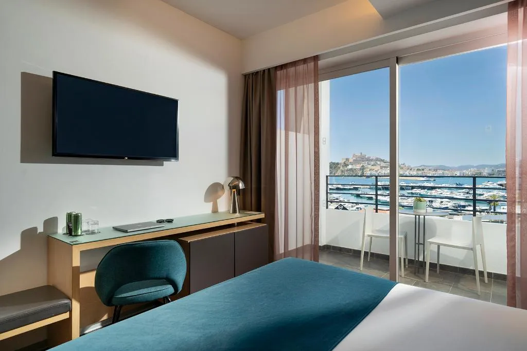 Double or Twin DELUXE SEA VIEW Room, Ocean Drive Ibiza, Ibiza