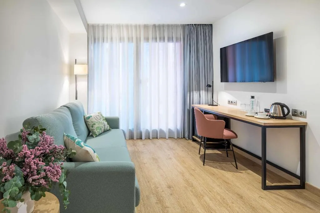 JUNIOR SUITE STANDARD Room, Occidental Alicante, Costa Blanca