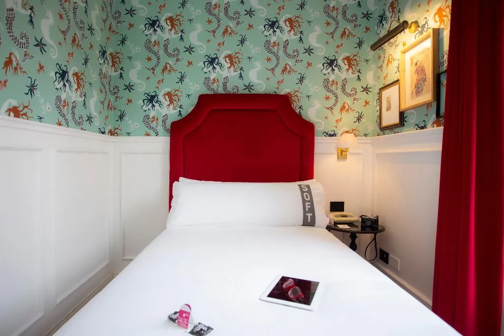 SINGLE STANDARD Room, Casual Eclettico Milano, Milan