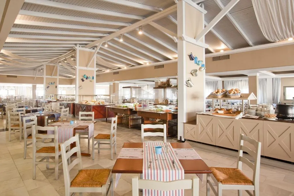 Restaurant, Kipriotis Village Resort, Kos