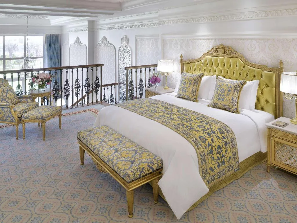 SUITE DUPLEX Room, Raffles The Palm Dubai, Dubai