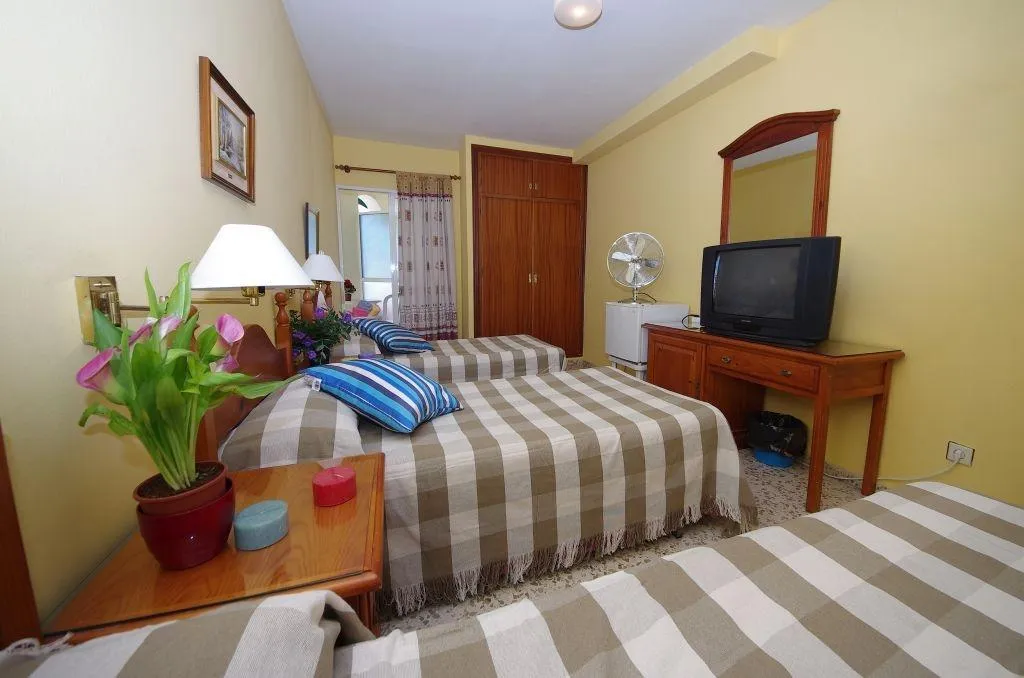 Room, Hostal Azahara Nerja, Costa Del Sol