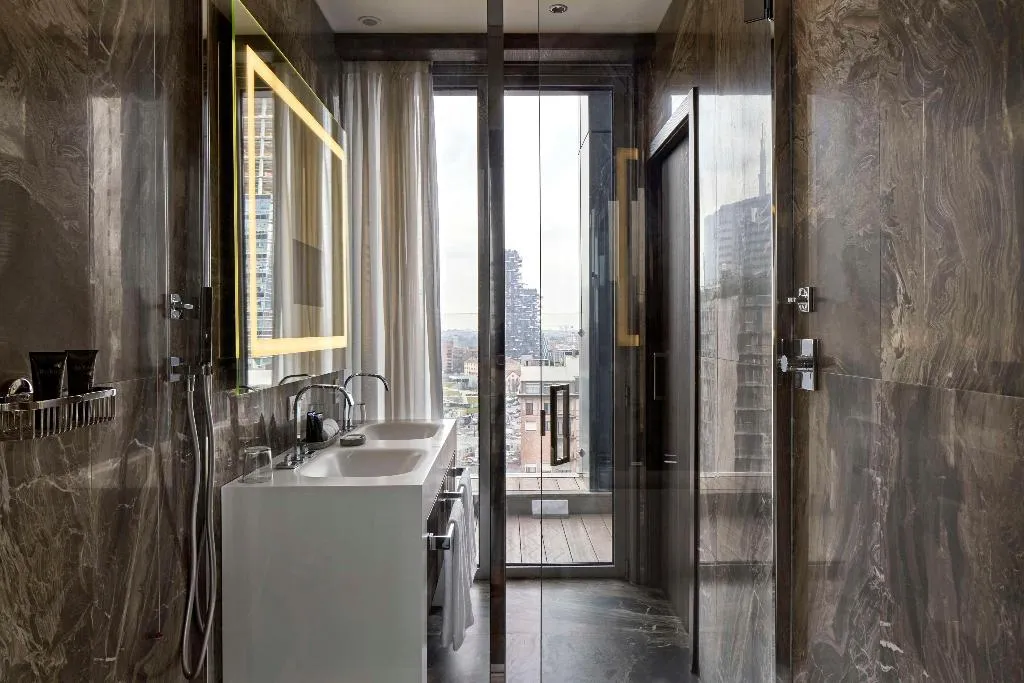 Room, Hyatt Centric Milan Centrale, Milan