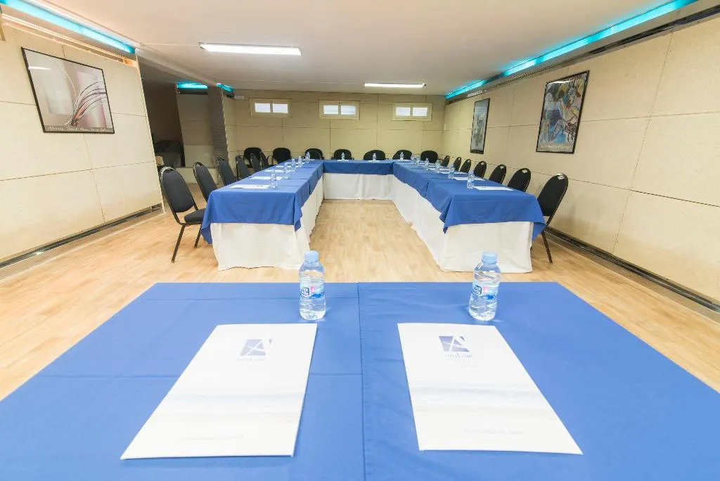 Conferences, AzuLine Hotel Bergantin, Ibiza