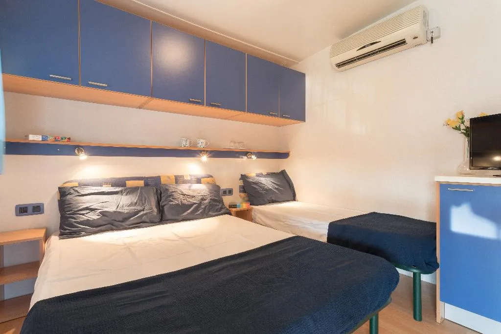 CHALET ONE BED Room, Camping Village Cavallino, Venice