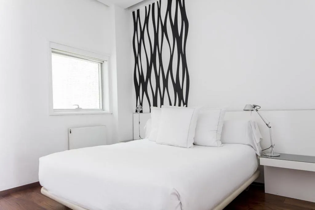 APARTMENT DELUXE Room, Suites Avenue, Barcelona