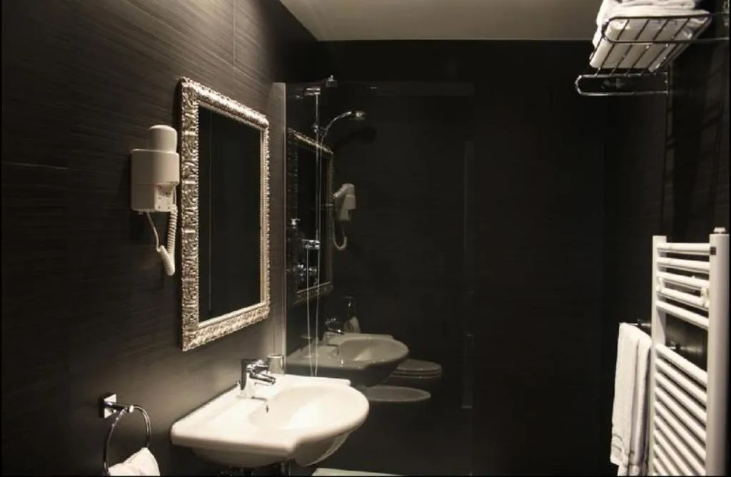 DOUBLE ECONOMY Room, c-hotels Club, Florence