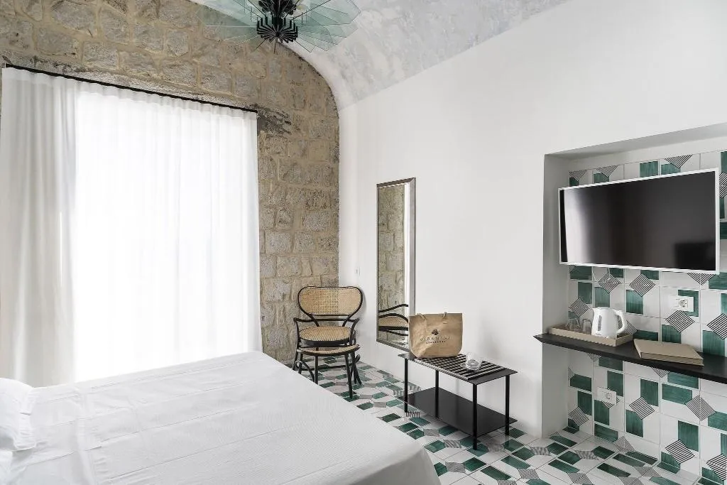 Room, Miramare Sea Resort and Spa, Naples