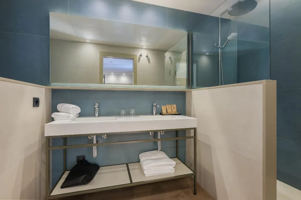 DOUBLE SINGLE USE PREMIUM Room, Hotel Medinaceli 4*S, Barcelona