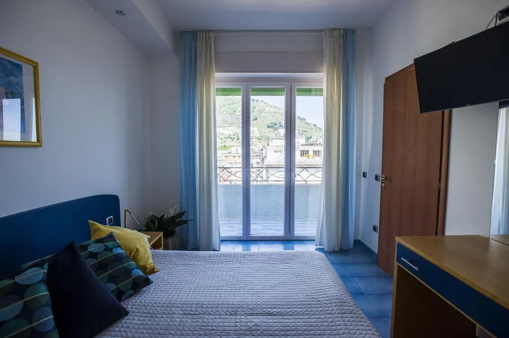 Room, Residence Panoramic, Naples