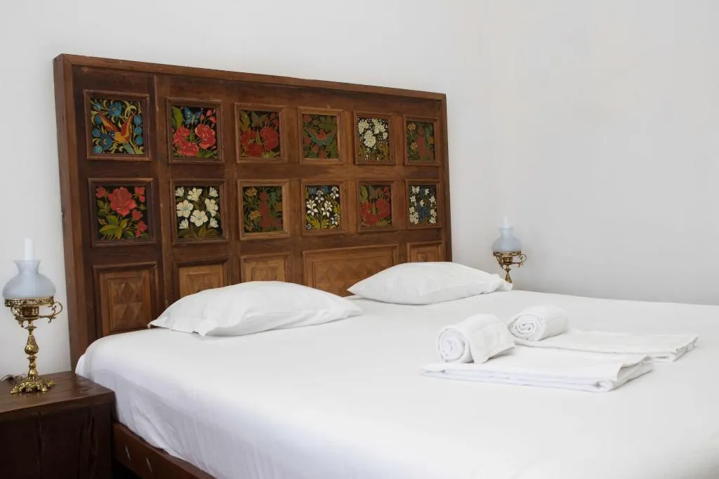 DOUBLE STANDARD Room, Sant Jordi Hostels Lisbon, Lisbon